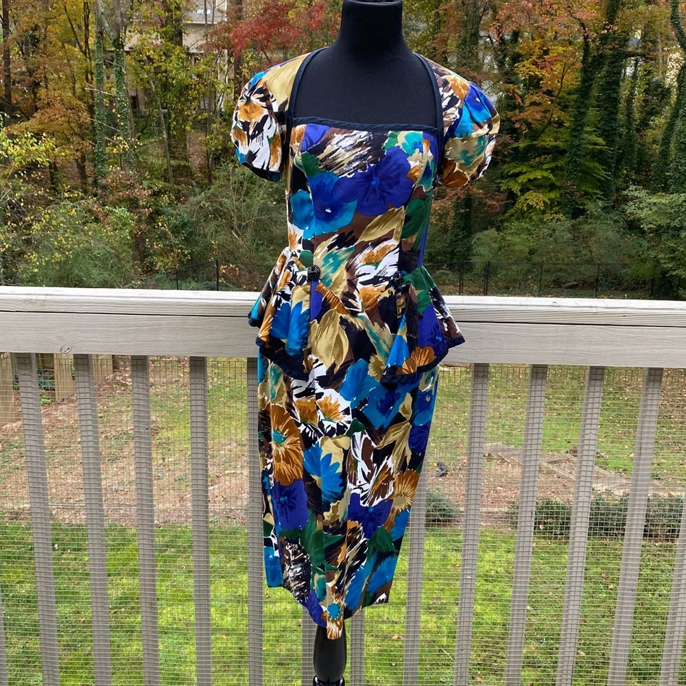 Vintage 80s Open Back Floral Peplum Wiggle Dress